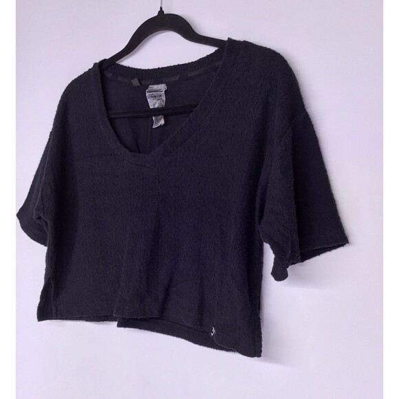 Gym‎ Shark Black Textured Crop Top Women's Size Small - Picture 2 of 6